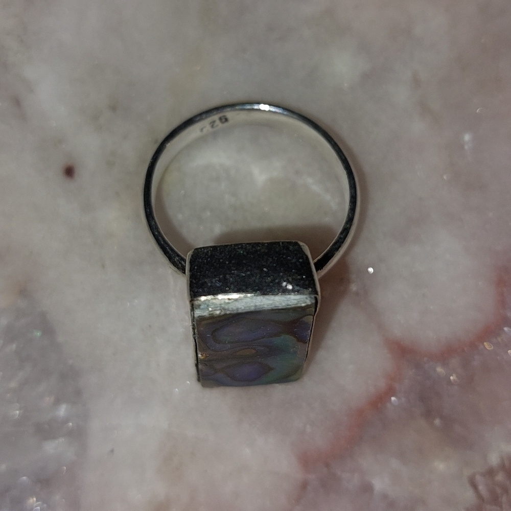 Abalone Shell 🐚 Ring Size 8.75 - Picture 3 of 5